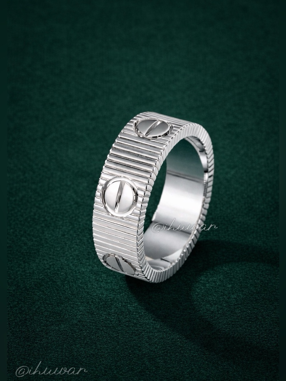 18K White Gold Plated LOVE Ring Ribbed Screw Motif Band Size 9